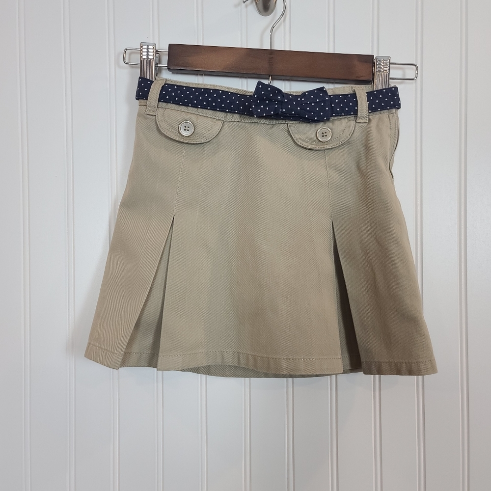 Girls French Toast khaki skort, Y6X